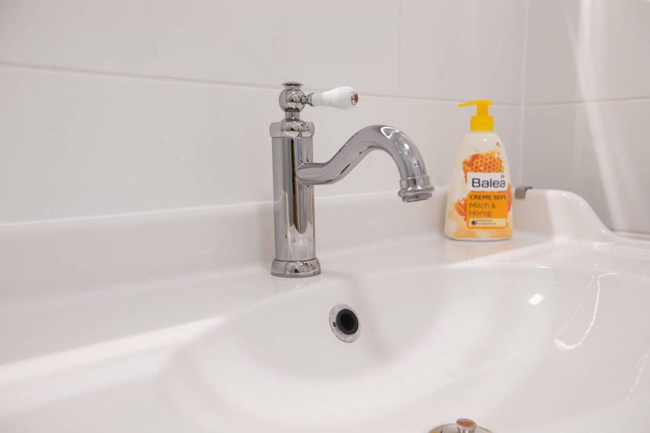 Oberiter Apartments - Center Of Zagreb, Fast Wifi, Ac, Kitchen, Parking Luaran gambar